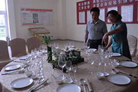 餐飲服務(wù)與管理 提升顧客體驗的關(guān)鍵